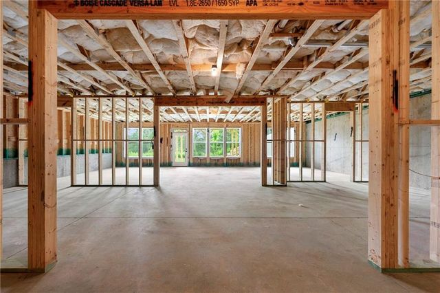 203 Bear Way, Hoschton, GA 30548