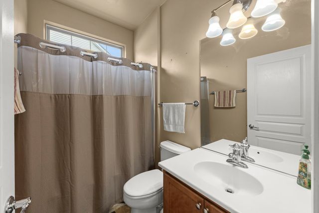 1528 Countryside Drive, Shorewood, IL 60404