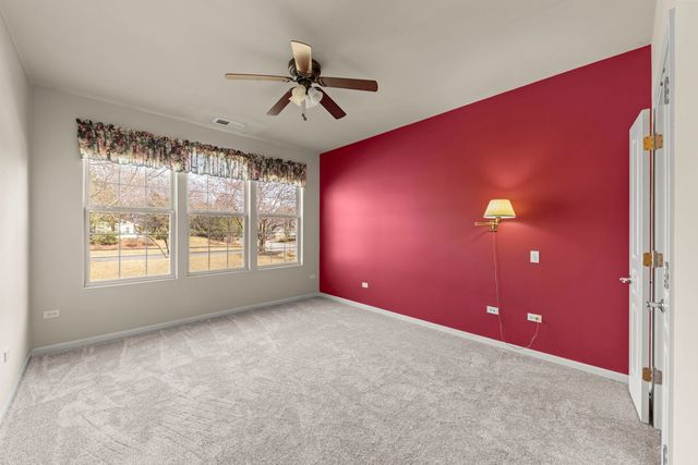 1528 Countryside Drive, Shorewood, IL 60404