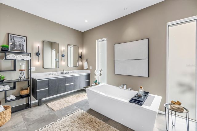 3324 WALNUT STREET NE, St Petersburg, FL 33704