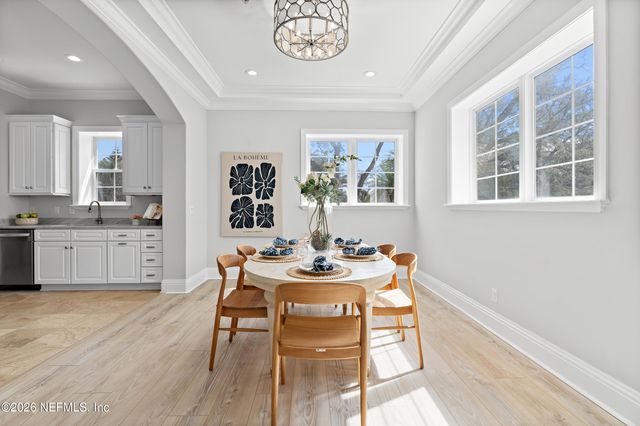 1616 RIVER Road 104, Jacksonville, FL 32207