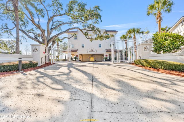 1616 RIVER Road 104, Jacksonville, FL 32207