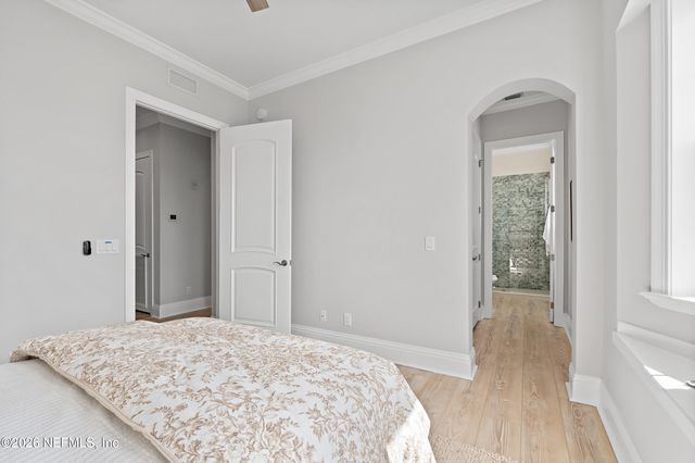 1616 RIVER Road 104, Jacksonville, FL 32207