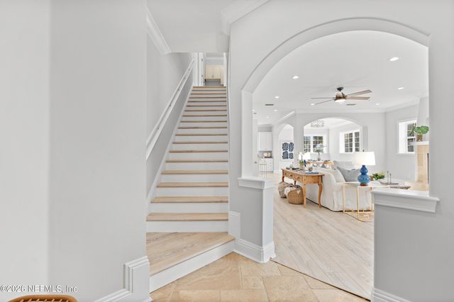 1616 RIVER Road 104, Jacksonville, FL 32207