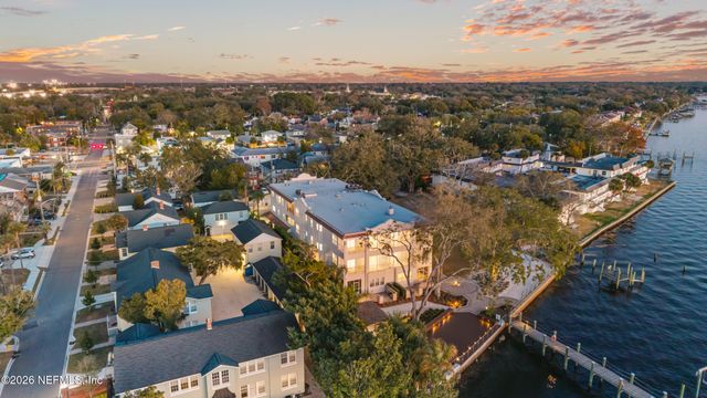 1616 RIVER Road 104, Jacksonville, FL 32207