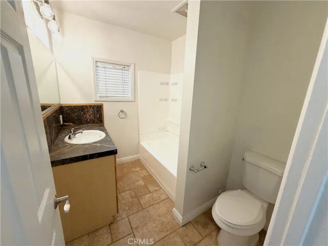 460 W Knepp Avenue, Fullerton, CA 92832