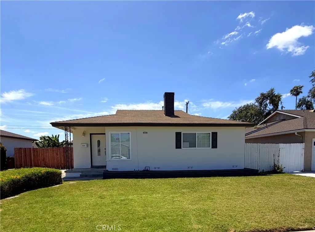 460 W Knepp Avenue, Fullerton, CA 92832
