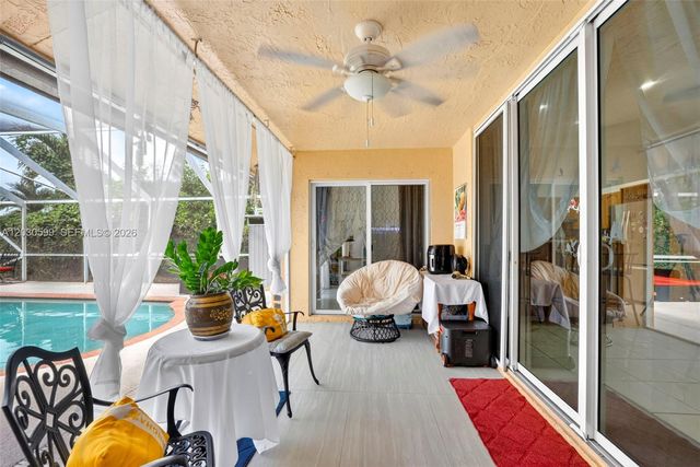 12436 SW 1st St, Coral Springs, FL 33071
