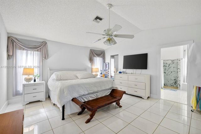 12436 SW 1st St, Coral Springs, FL 33071