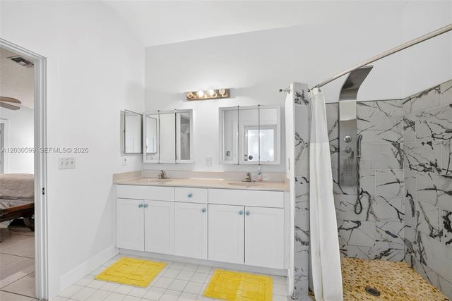12436 SW 1st St, Coral Springs, FL 33071