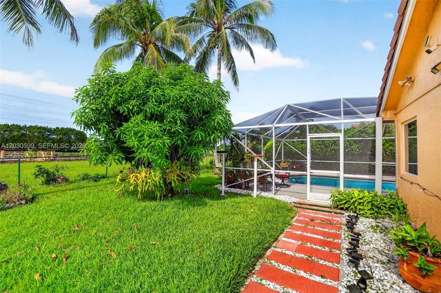 12436 SW 1st St, Coral Springs, FL 33071