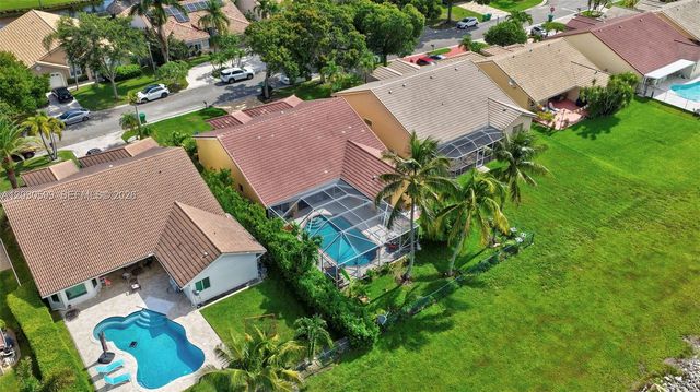 12436 SW 1st St, Coral Springs, FL 33071