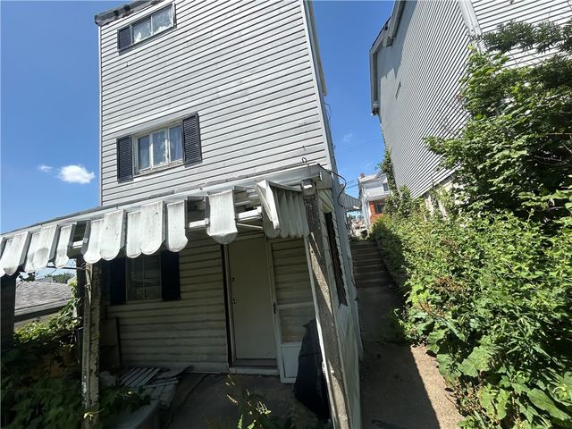 2118 Elsie St, Arlington, PA 15210