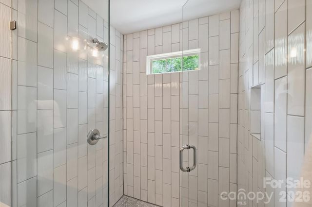 2314 Crestview Drive, Charlotte, NC 28216