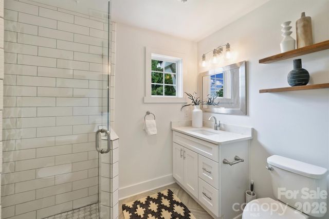 2314 Crestview Drive, Charlotte, NC 28216