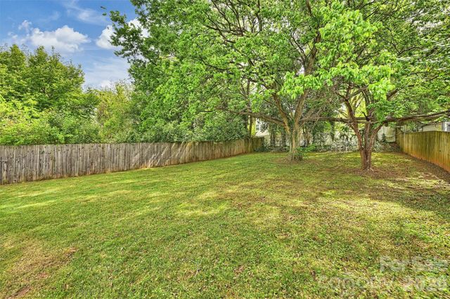 2314 Crestview Drive, Charlotte, NC 28216