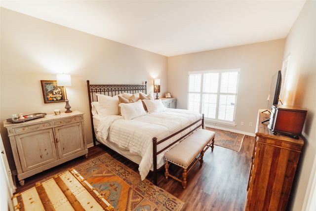 4320 Bellaire Drive S 130W, Fort Worth, TX 76109