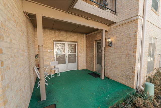 4320 Bellaire Drive S 130W, Fort Worth, TX 76109