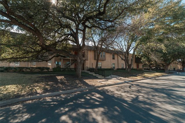 4320 Bellaire Drive S 130W, Fort Worth, TX 76109