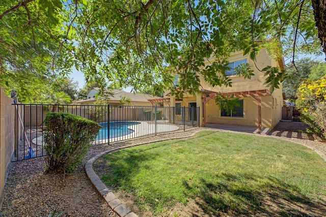 4233 E Bruce Court, Gilbert, AZ 85234