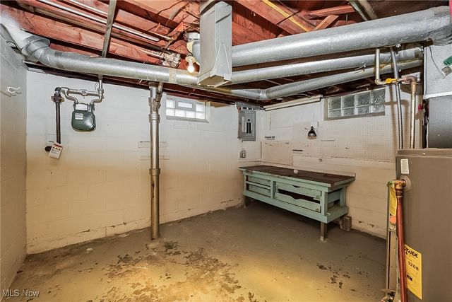 24891 Zeman Avenue, Euclid, OH 44123