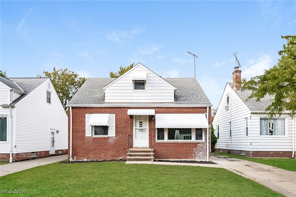 24891 Zeman Avenue, Euclid, OH 44123