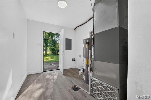 8300 Pepperidge Drive, Berkeley, MO 63134
