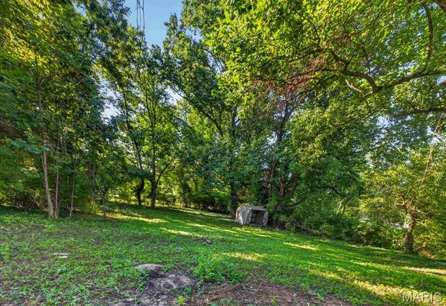 8300 Pepperidge Drive, Berkeley, MO 63134