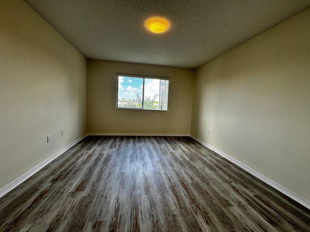 7763 Southampton Terrace 405, Tamarac, FL 33321