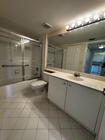 7763 Southampton Terrace 405, Tamarac, FL 33321