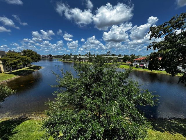 7763 Southampton Terrace 405, Tamarac, FL 33321