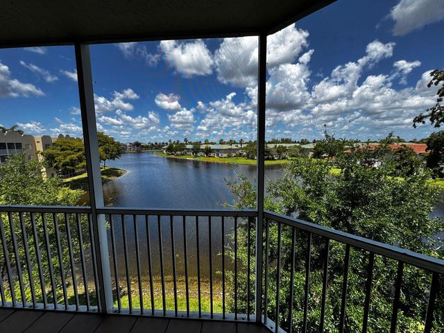 7763 Southampton Terrace 405, Tamarac, FL 33321