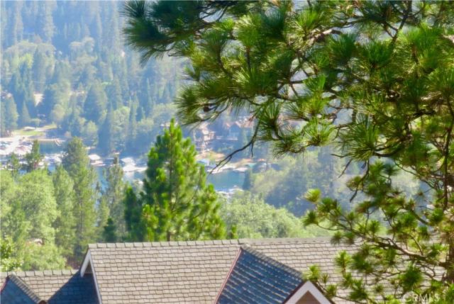 27808 Alpen Drive, Lake Arrowhead, CA 92352
