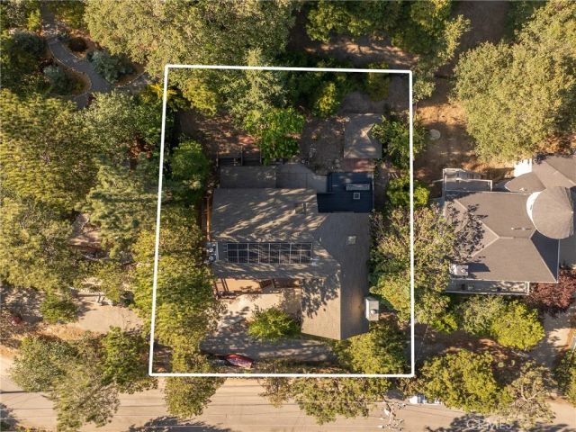27808 Alpen Drive, Lake Arrowhead, CA 92352