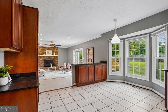 4609 SAND ROCK LN, Chantilly, VA 20151