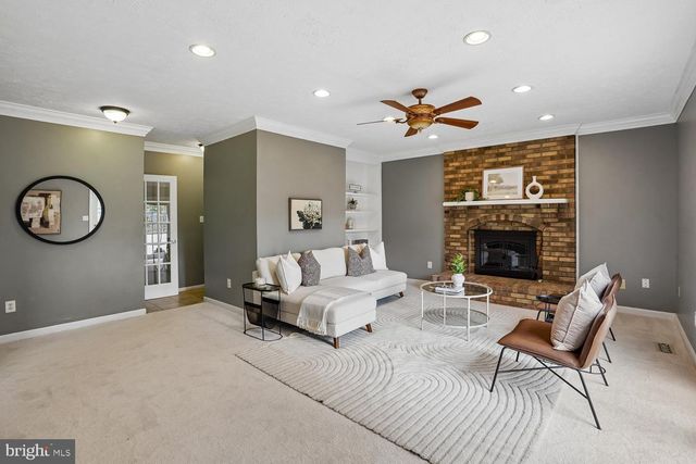 4609 SAND ROCK LN, Chantilly, VA 20151
