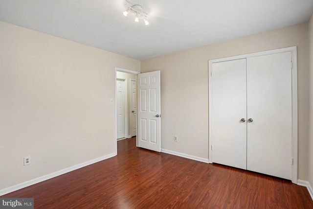 4609 SAND ROCK LN, Chantilly, VA 20151
