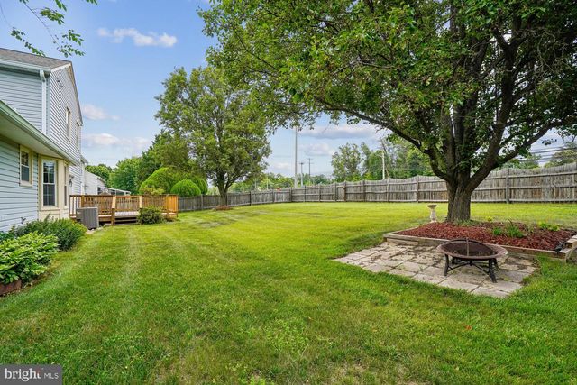 4609 SAND ROCK LN, Chantilly, VA 20151