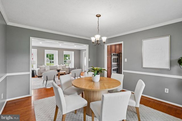 4609 SAND ROCK LN, Chantilly, VA 20151