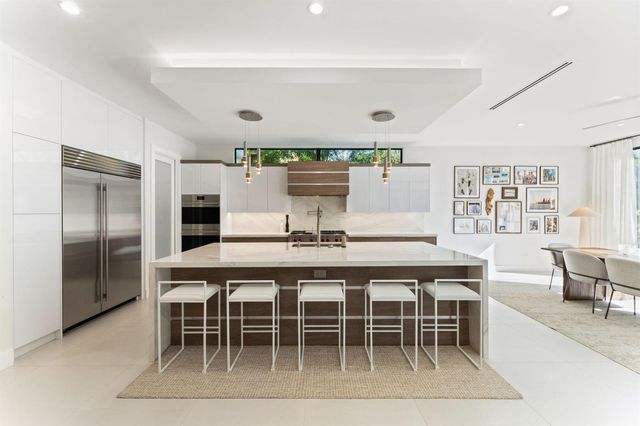 1032 SE 12th Way, Fort Lauderdale, FL 33316