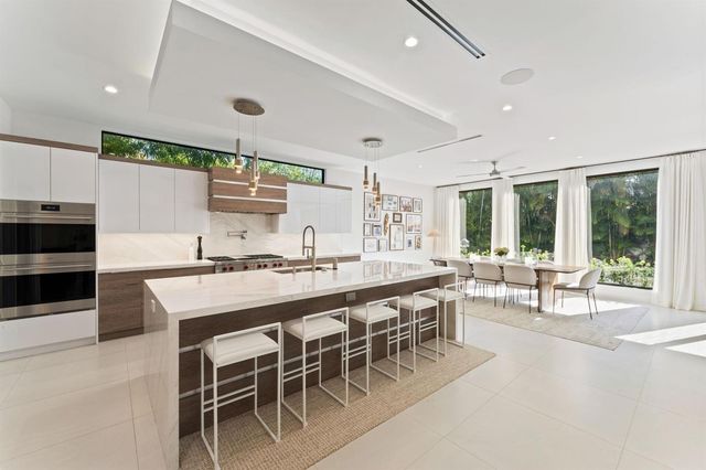 1032 SE 12th Way, Fort Lauderdale, FL 33316