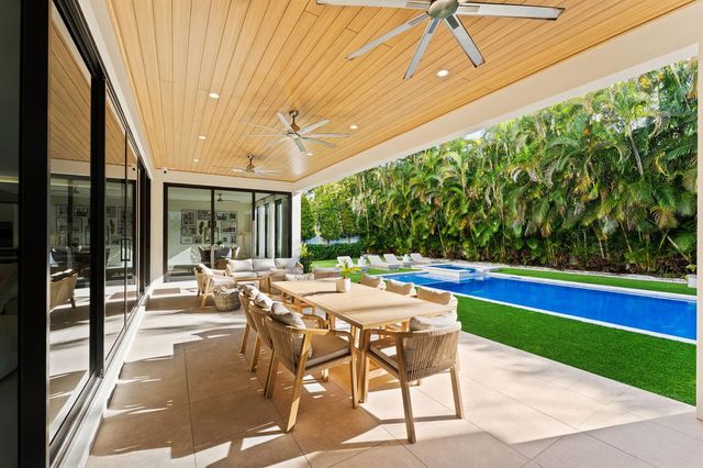 1032 SE 12th Way, Fort Lauderdale, FL 33316