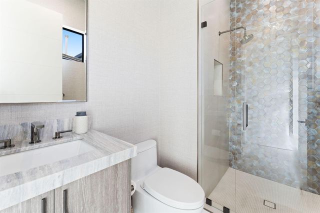 1032 SE 12th Way, Fort Lauderdale, FL 33316