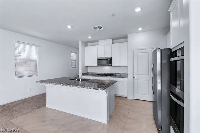 1606 Rock Kestrel Street, Las Vegas, NV 89138