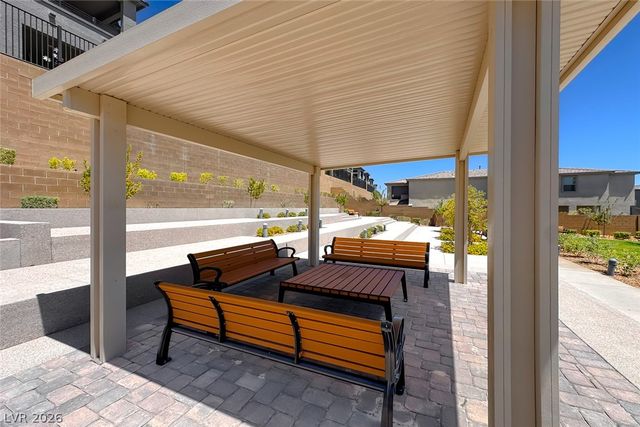1606 Rock Kestrel Street, Las Vegas, NV 89138