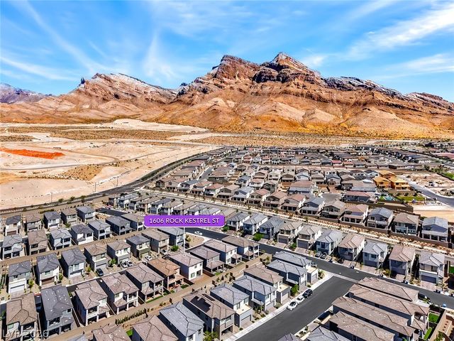1606 Rock Kestrel Street, Las Vegas, NV 89138