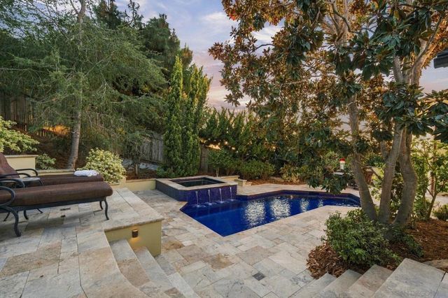 6617 Avenida De Las Pescas, La Jolla, CA 92037