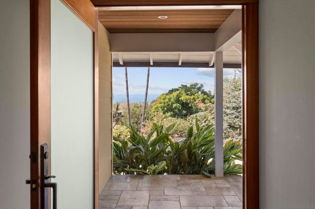6617 Avenida De Las Pescas, La Jolla, CA 92037