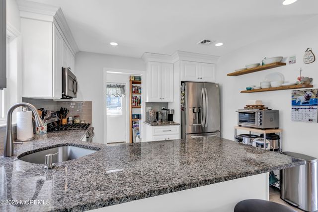 2525 Holly Hill Road, Manchester, NJ 08759