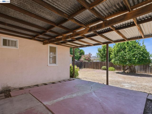 3887 Shasta Cir, Pittsburg, CA 94565